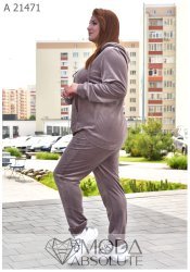Спортивний велюровий костюм